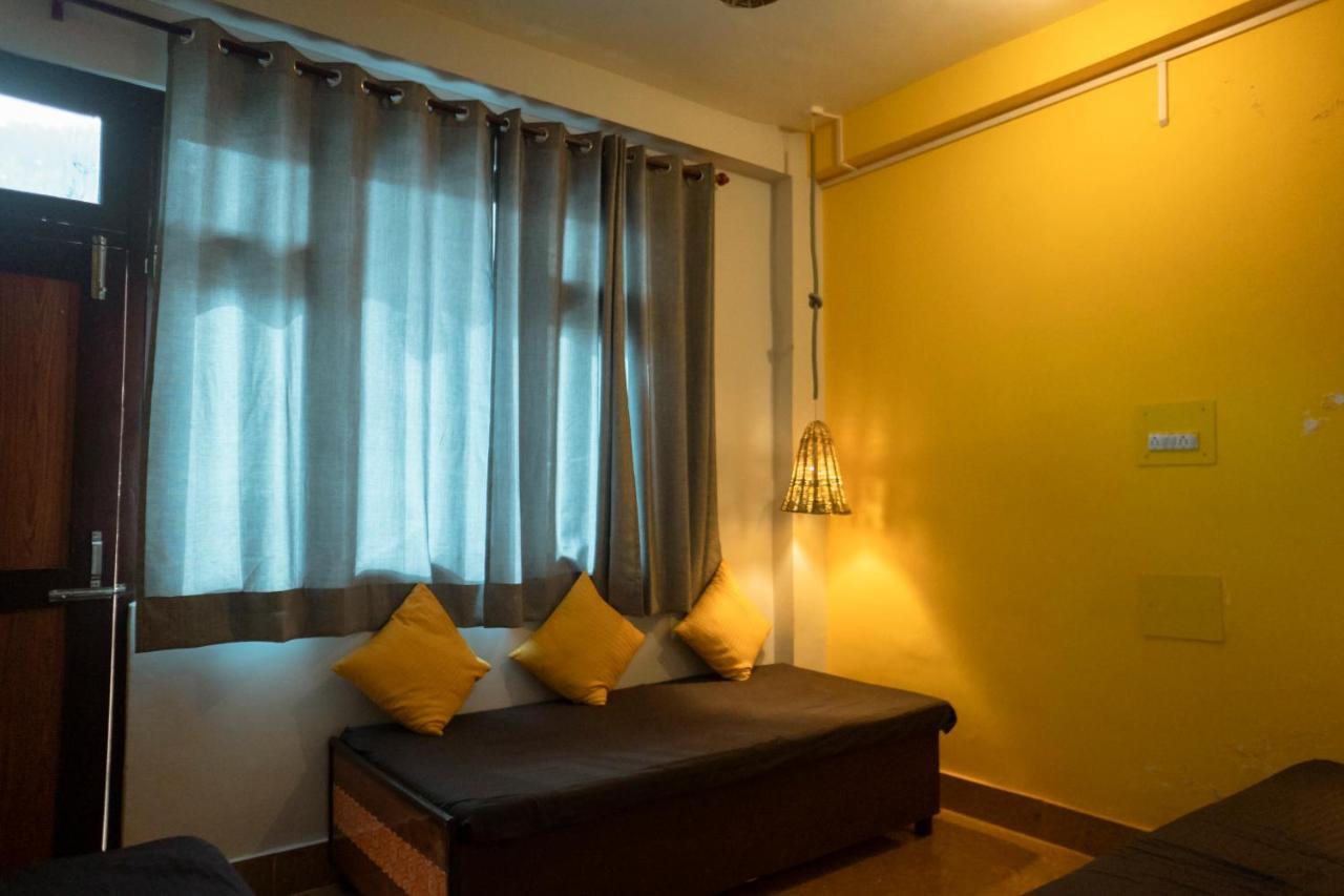 Nomads Hostel Tosh エクステリア 写真